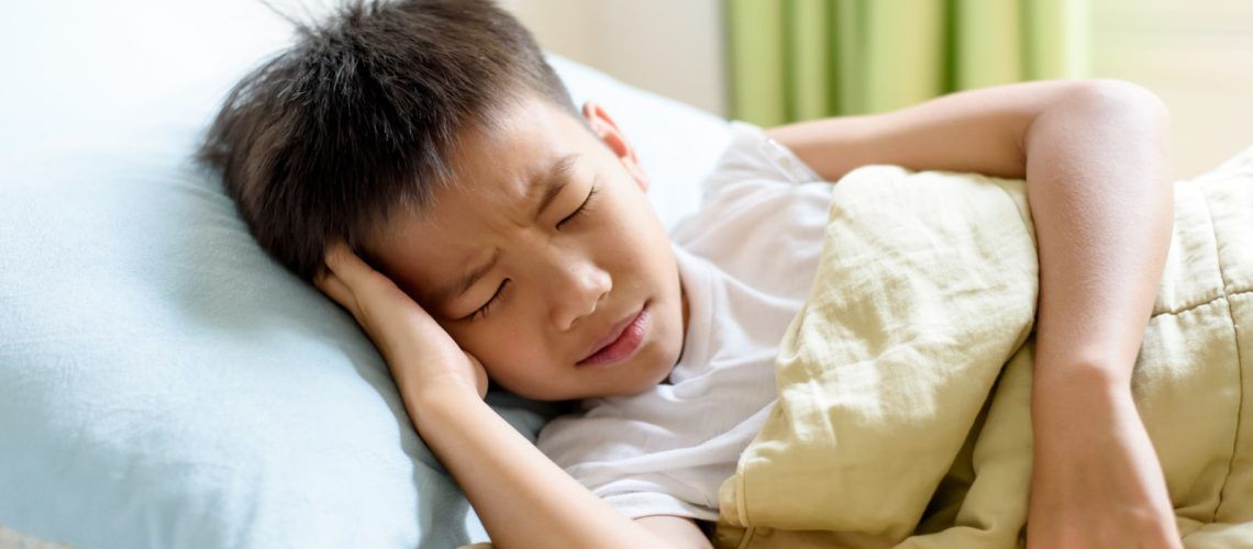 Child facing problems with sleep due to sleep apnea